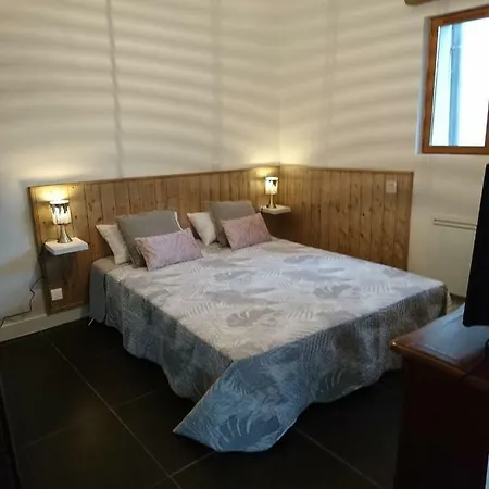 بيت ضيافة Maison De Vacances Avec Terrasse كاهورْ